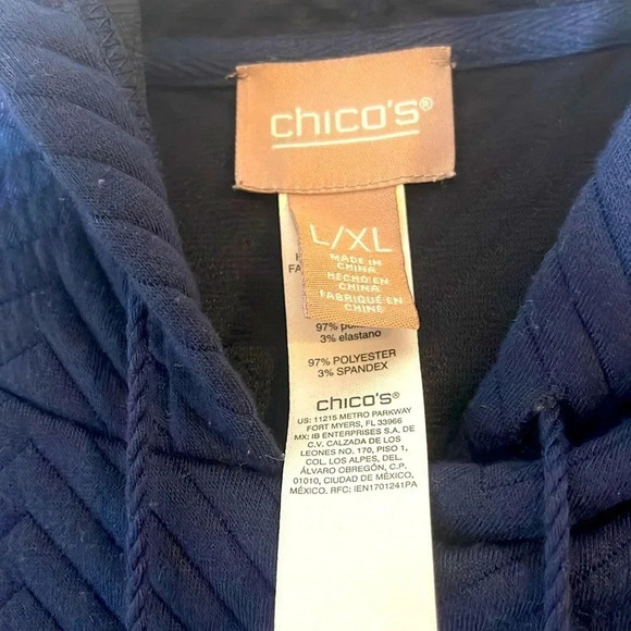 Chico's Navy Quilted Hooded Poncho - Size L/XL - Picture 3 of 3